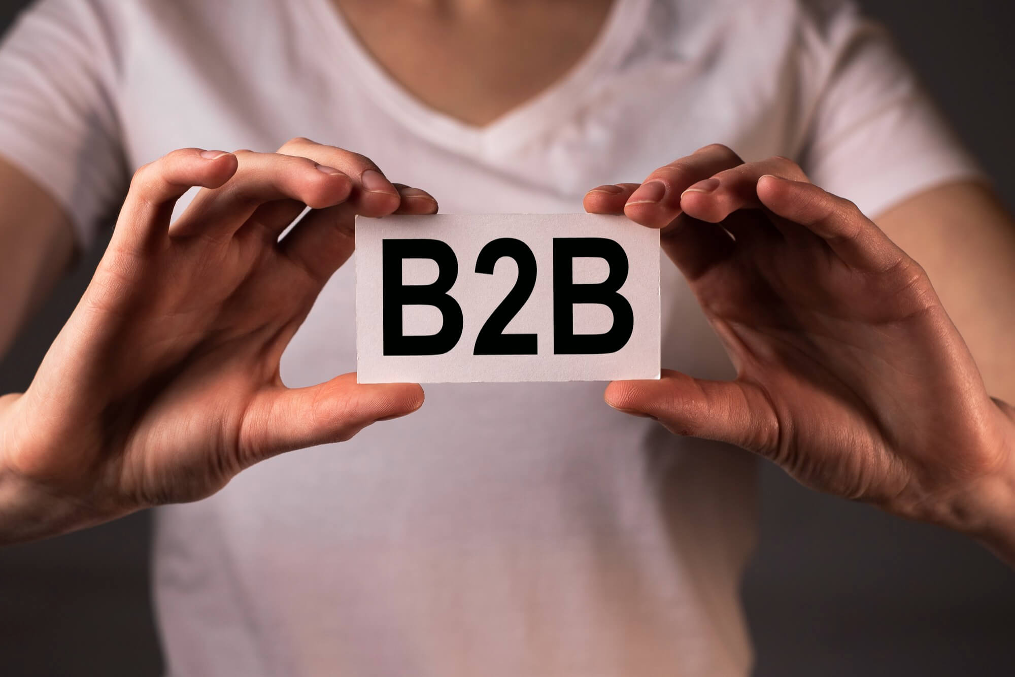 Zawieranie umów B2B – na co zwrócić uwagę?